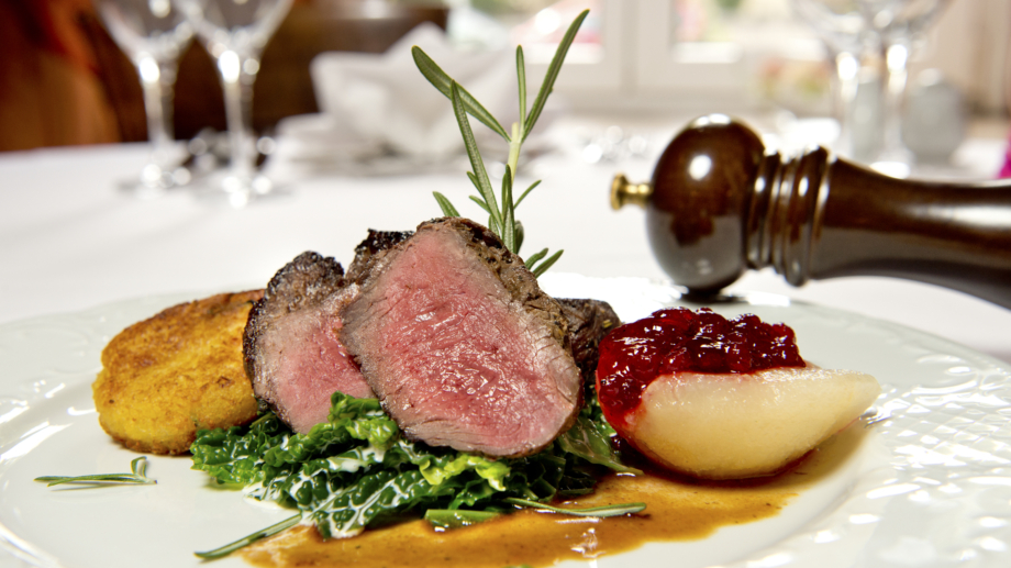 © Hotel Schwarzer Bär, Foto: Arlene Knipper Liebevoll angerichtete Hauptspeise des Restaurants im Hotel Schwarzer Bär © Hotel Schwarzer Bär, Foto: Arlene Knipper