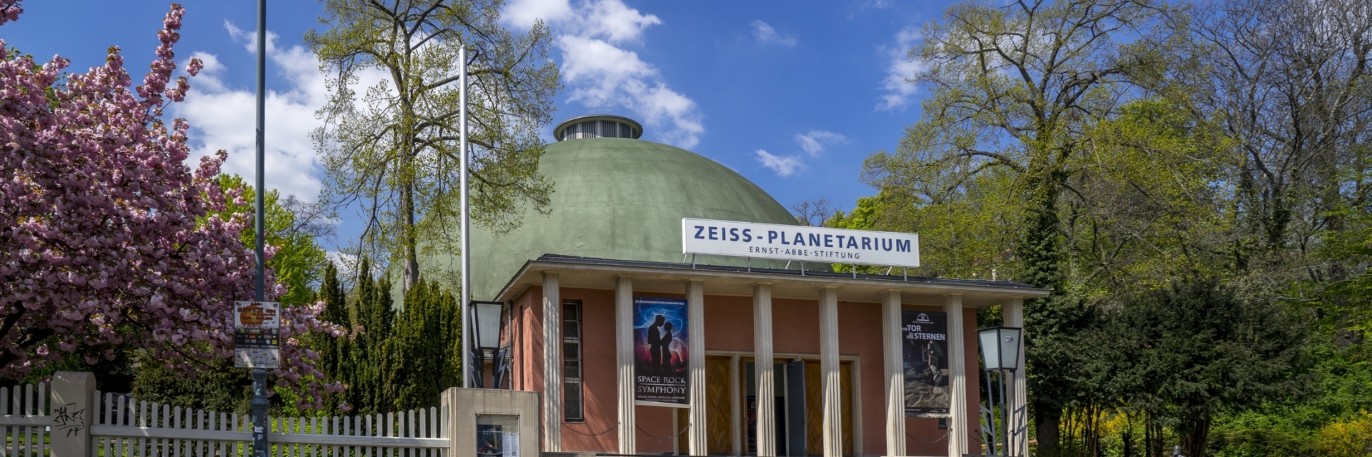 Außenansicht des Zeiss-Planetariums Jena